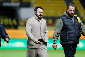 Άρης: «Ανέκδοτο η ανακοίνωση της ΑΕΛ Novibet, την ευθύνη βέβαια για τη διαιτητική παρωδία φέρει ο Λανουά»