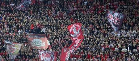 Ολυμπιακός: Με κόσμο στην Νεάπολη