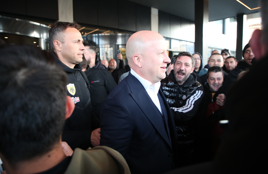 ΑΕΚ: Ψυχολογικές «ντόπες» στους παίκτες κατά την αναχώρηση για «Καραϊσκάκης»! (pics)