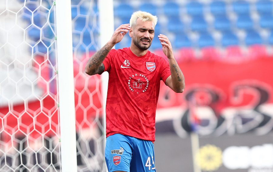 Με υπηρεσιακό τα Χανιά