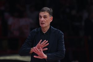 Μπαρτζώκας: «Ο Ολυμπιακός ψάχνει έναν παίκτη επιπέδου playoffs Ευρωλίγκας» (video)