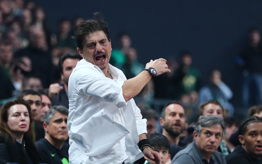 Γιαννακόπουλος: Οι αναρτήσεις προς τον Παναγιώτη Αγγελόπουλο