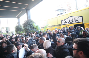 ΑΕΚ: Ψυχολογικές «ντόπες» στους παίκτες κατά την αναχώρηση για «Καραϊσκάκης»! (pics)