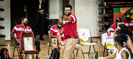 Ολυμπιακός: Αναλαμβάνει το γυναικείο τμήμα μπάσκετ ο Ενζογία