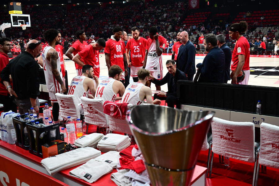 Ολυμπιακός - ΑΕΚ 94-77: Πάρτι με άρωμα... Ευρώπης στο ΣΕΦ (video)