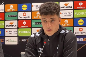 Άλβαρες: «Είμαστε νεανική ομάδα, αλλά έχουμε παίκτες για τα μεγάλα παιχνίδια»