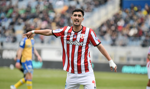 «Προβάρει τη φανέλα της Στεάουα ο Ίβαν»