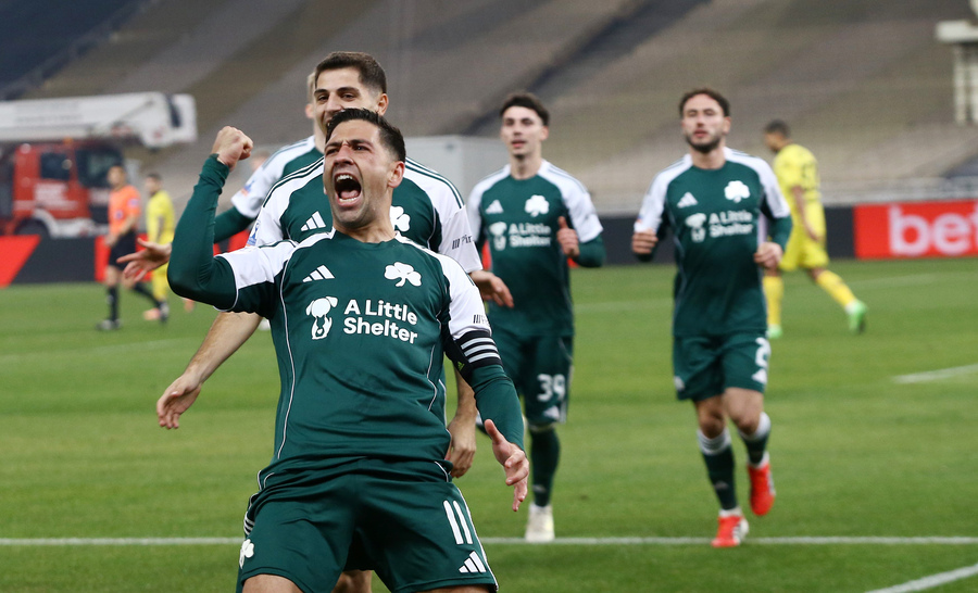 Παναθηναϊκός – Άρης 3-0: «Καθάρισαν» τους «κίτρινους» με χατ-τρικ του Μπακασέτα κι έκλεισαν ραντεβού με τον ΠΑΟΚ στα ημιτελικά οι «πράσινοι»! (video)