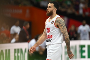 Τζέιμς: «Γνωριζόμαστε με τον Ολυμπιακό, έχουμε τις πιθανότητές μας»