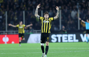 Έτοιμη να «δέσει» τον Ρότα με νέο συμβόλαιο η ΑΕΚ!