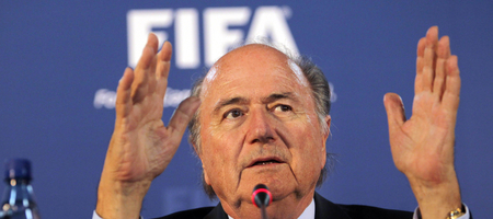 Μπλάτερ κατά FIFA: «Οι κόκκινες κάρτες δεν σβήνονται με πολιτικά τηλεφωνήματα»