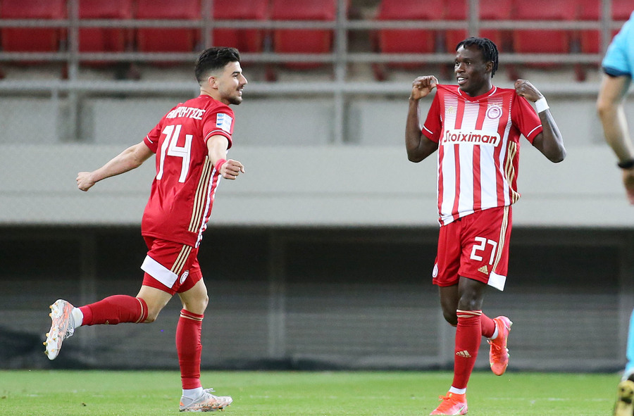 Ολυμπιακός - ΑΕΚ 2-0: «Καθάρισε» το ντέρμπι με Μπρούμα ο Ολυμπιακός (video)