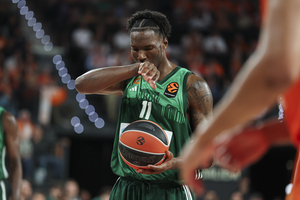 Βαλένθια - Παναθηναϊκός105-107: Μέγας είσαι Ντέιβις...