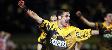 ΑΕΚ: Στο Μουσείο Ιστορίας η φανέλα του Νικολαΐδη από το ντέρμπι με τον Ολυμπιακό το 1997