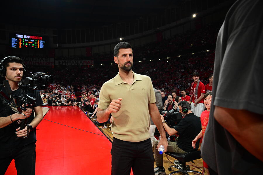Τζόκοβιτς: «Συγχαρητήρια στα αδέρφια μας από τον Πειραιά»