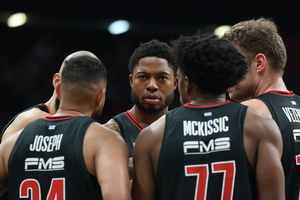 Ο ερυθρόλευκος «εμφύλιος» με ενισχυμένες αποδόσεις!