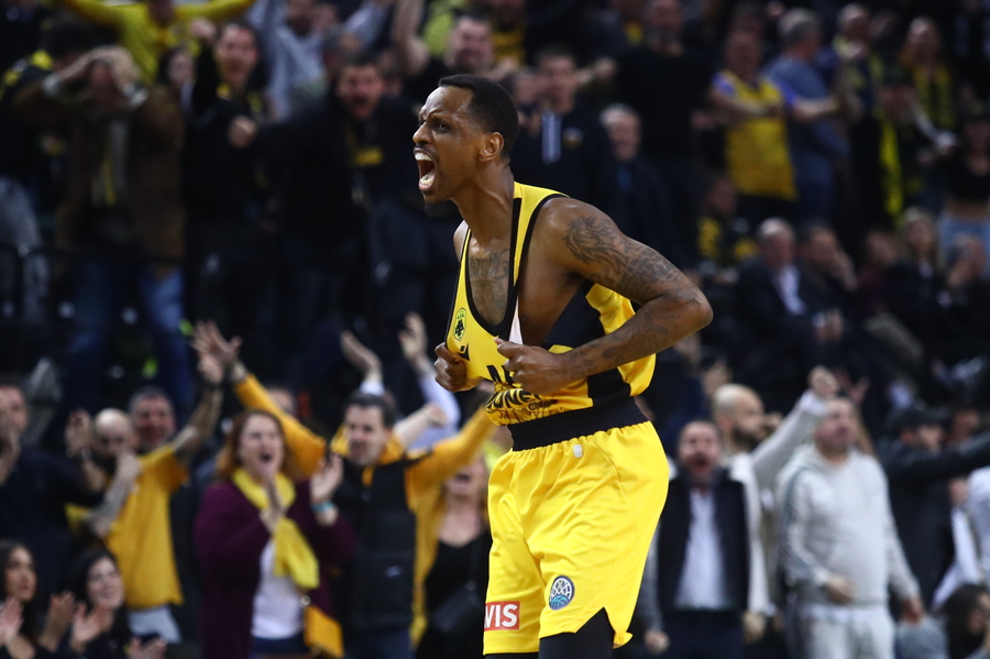 ΑΕΚ: Μια ανάσα από το sold-out με Μπανταλόνα