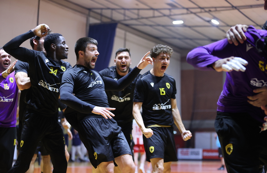 Ολυμπιακός - ΑΕΚ 32-33: Επικό break στον πρώτο τελικό από την Ένωση με ασύλληπτη ανατροπή! (video)