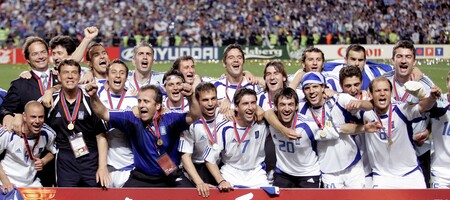 Με Καραγκούνη και Φορτούνη οι ευχές της UEFA για την 25η Μαρτίου