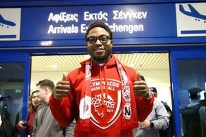 Τζόουνς: «Να κερδίσω τα πάντα με τον Ολυμπιακό»