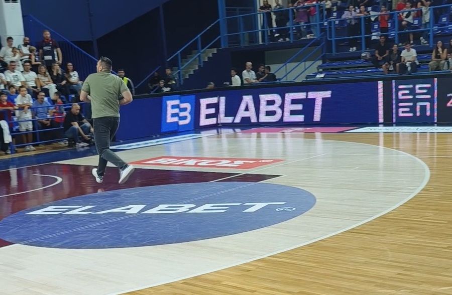 Show ELABET στο ημίχρονο του αγώνα Δόξα Λευκάδας ELABET - Προμηθέας