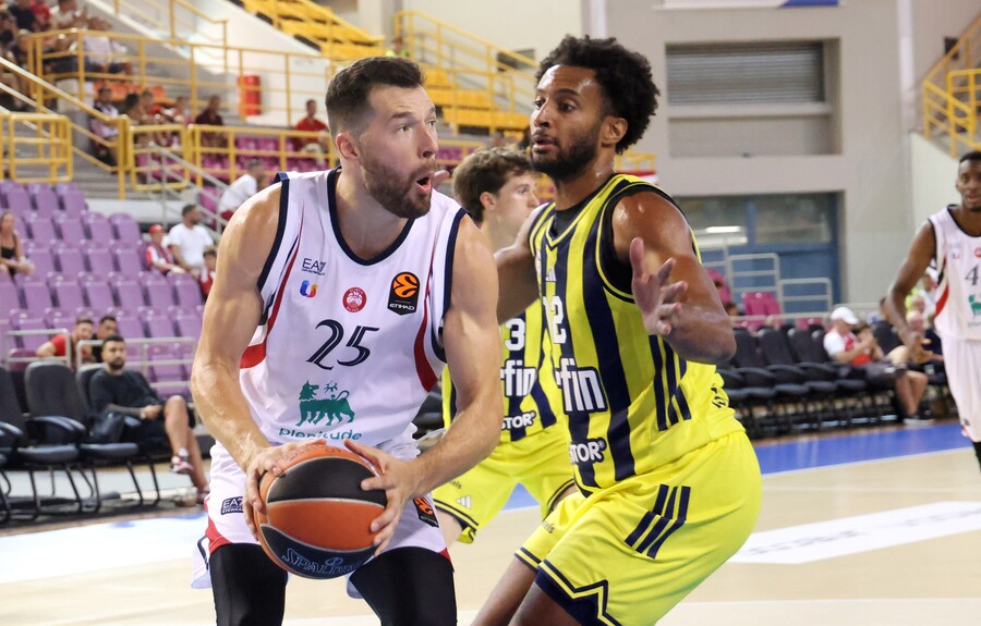 Αρμάνι Μιλάνο - Φενέρμπαχτσε: 79-81: Έκαναν... θρίλερ το φιλικό!