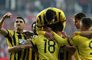 Σαμσουνσπόρ – ΑΕΚ 1-2: Άλωσε τη Σαμψούντα με τρομερή ανατροπή και έφτασε μία «ανάσα» από τους «16» του Κόνφερενς η Ένωση! (video)