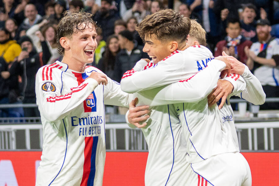 Δυνατή εντός η Λυών, έχει «άστρο» το Στρασβούργο