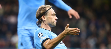 Μάγερ: «Σε παιχνίδια Champions League δεν μπορεί να δίνονται τέτοια πέναλτι» (video)