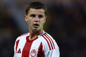 «Ο Μουζακίτης θέλει να φύγει τώρα από τον Ολυμπιακό, αυτές οι έξι ομάδες τον διεκδικούν»