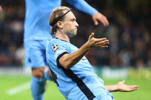 Μάγερ: «Σε παιχνίδια Champions League δεν μπορεί να δίνονται τέτοια πέναλτι» (video)
