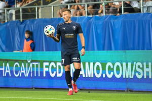 Αμφίρροπη αναμέτρηση στο Καζακστάν