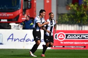 Καλαμάτα - Ολυμπιακός Β' 1-0: Η «Μαύρη Θύελλα» γιορτάζει - Φιέστα ανόδου στη Νέα Παραλία (video)