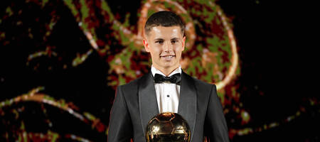 Στα χέρια του Μουζακίτη το βραβείο Golden Boy Web! (video)