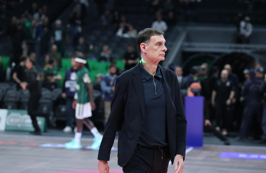 Μπαρτζώκας: «Αν δε χαλαρώναμε θα κερδίζαμε με 20 πόντους» (video)