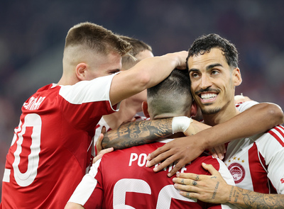 Η πρώτη νίκη στους ομίλους σε απίστευτη ενισχυμένη απόδοση!