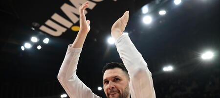 Παπανικολάου για το ορόσημο των 800 συμμετοχών: «Είναι μία σχέση που έχει εξελιχθεί σε κάτι παραπάνω από το επαγγελματικό»