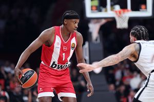 Πρόβλημα με Νιλικίνα στον Ολυμπιακό