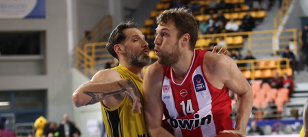 Μαρούσι-Ολυμπιακός 67-91: Πέρασε τελικό, προβληματίζεται για Μιλουτίνοβ