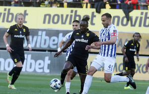 Άρης-Ατρόμητος 0-0: Οι «κίτρινοι» αστόχησαν δις από την άσπρη βούλα και έμειναν στο «Χ» (video)