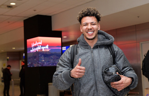 Στην Αθήνα για τον Ολυμπιακό ο Κλέιτον: «Έρχομαι για να βάλω πολλά γκολ»