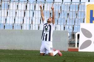 Super League 2: Άνετες νίκες για Ηρακλή και Καλαμάτα, ματσάρα ανάμεσα σε Ολυμπιακό και Ελλάς Σύρου, «διπλό» της Νίκης Βόλου (video)