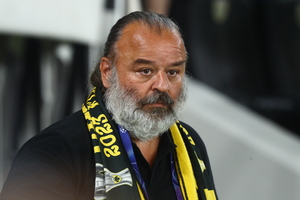 Ηλιόπουλος: «Η ΑΕΚ είναι η ομάδα που μπορεί να οραματίζεται την καινούργια μέρα του ελληνικού ποδοσφαίρου» - Τι είπε για πριμ και μεταγραφές