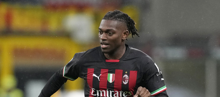 Αμφίβολος ο Λεάο για τη Μίλαν στο κρίσιμο ματς με τη Νάπολι