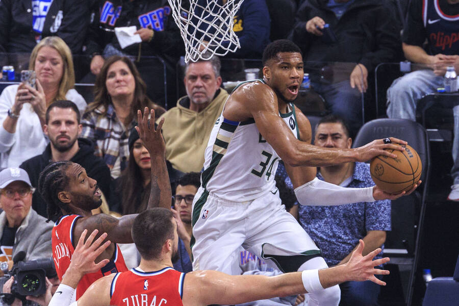 Μπορούν την νίκη οι Μπακς