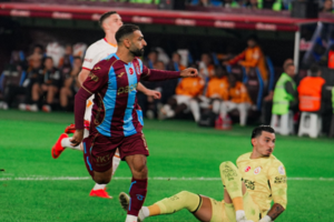 Τραμπζονσπόρ - Γαλατασαράι 4-0: Διασυρμός της πρωταθλήτριας στο ντεμπούτο Ράις με εξωγήινο Σαλάχ (video)