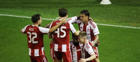 Παναθηναϊκός - Ολυμπιακός 0-2: «Ερυθρόλευκο» το ντέρμπι, ζωντανές οι ελπίδες τίτλου (video)