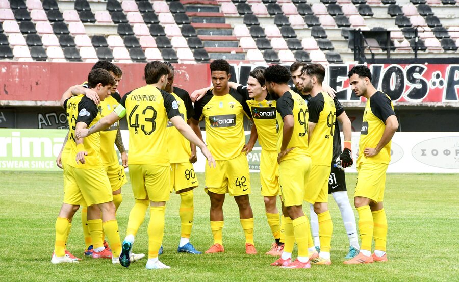 Υποβιβάστηκε από τη Super League 2 η ΑΕΚ Β' μετά την ήττα από την Παναχαϊκή (video)
