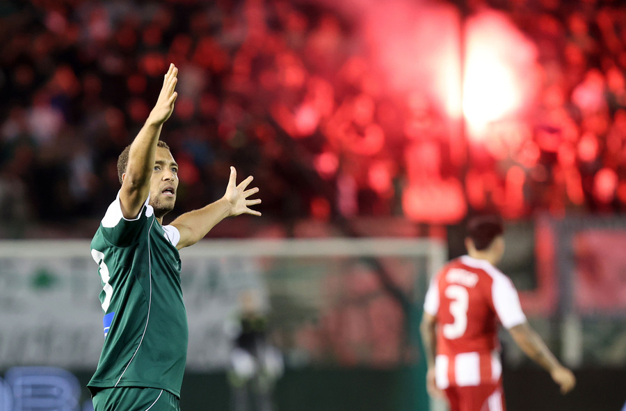 «Ο Ντέσερς δεν έχει πείσει τον προπονητή της Νιγηρίας και θα τεθεί εκτός από τα ματς των προκριματικών του Μουντιάλ»