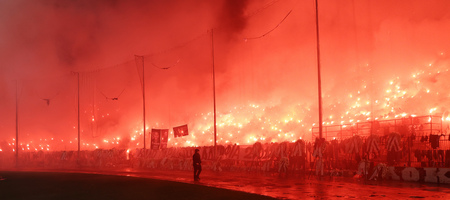 ΠΑΟΚ - Πανσερραϊκός: Ανατριχίλα στο 27ο λεπτό - Διακοπή και καπνογόνα για τους αδικοχαμένους οπαδούς (video)